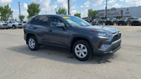 This Toyota RAV4 is equipped with: Cloth Seat Trim, Heated front seats, AM/FM radio: SiriusXM, Radio... (image 1)