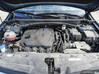 Wheels: 17 Alloy, Vinyl Door Trim Insert, Variable Intermittent Wipers, Urethane Gear Shifter Materi... (image 7)