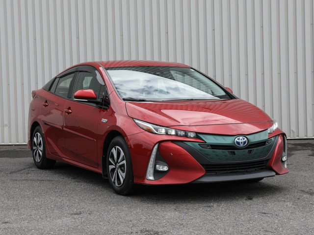 Toyota Prius Prime Technology 2017 in Cars & Trucks in Longueuil / South Shore