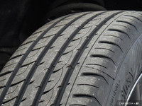 Trunk/Hatch Auto-Latch, Trip Computer, Transmission w/Oil Cooler, Tracker System, Tires: P225/55R19... (image 6)