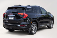 GMC Terrain Denali * AWD * Sièges en cuir * Toit ouvrant * Apple Carplay * Très propre * Certifié GM... (image 3)