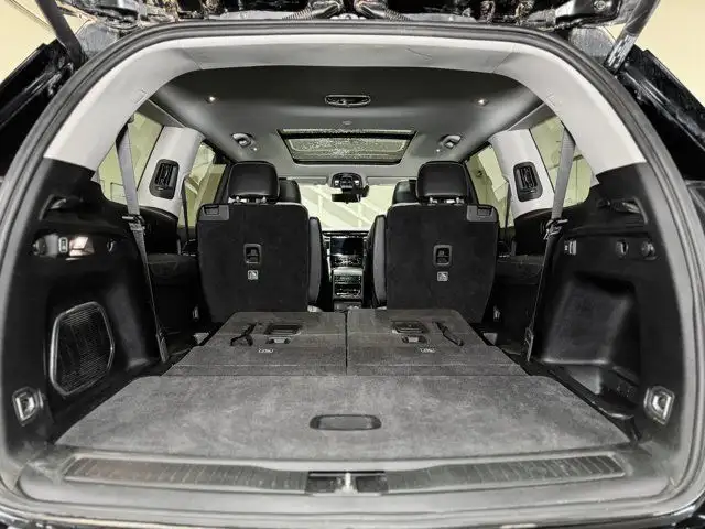 2021 Jeep Grand Cherokee L Limited | Remote Start | Leather in Cars & Trucks in Grande Prairie - Image 42