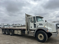 Ryder Stock ID: 314042 Transmission Type/Speed: AUTO 6 Engine: DIESEL MP8'10 425/1500-1900 Horse Pow... (image 4)