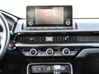 **MARKET VALUE PRICING**, AWD, 4-Wheel Disc Brakes, 6 Speakers, ABS brakes, Air Conditioning, Alloy... (image 9)