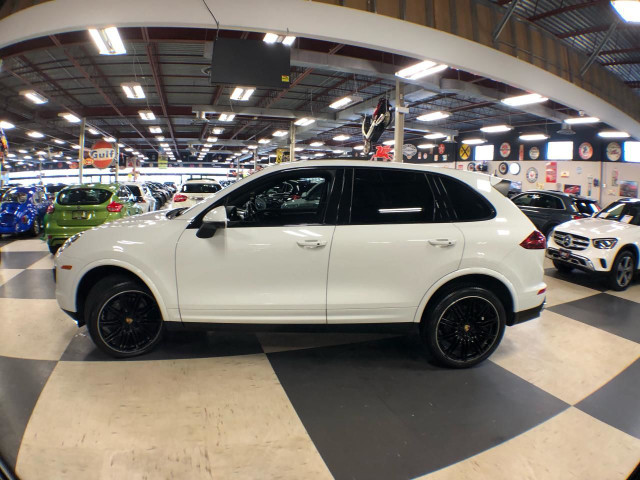 2018 Porsche Cayenne PLATINUM AWD LEATHER PAN/ROOF NAVI B/SPOT C in Cars & Trucks in City of Toronto - Image 4