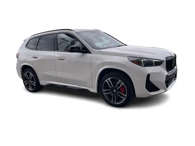 2025 BMW X1 XDrive28i in Cars & Trucks in Laval / North Shore - Image 15