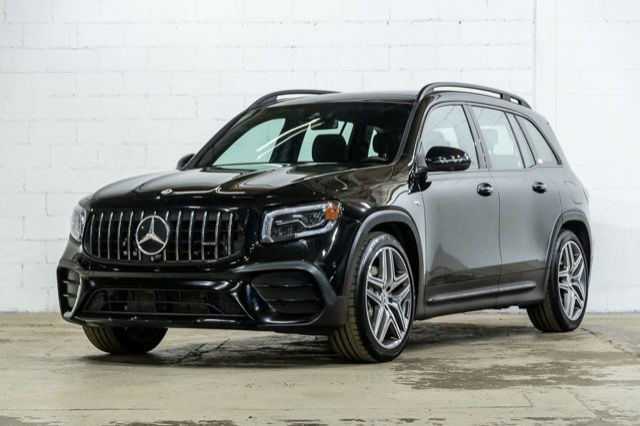 2022 Mercedes-Benz GLB AMG 4MATIC | Puissante et racée | MBUX in Cars & Trucks in City of Montréal - Image 3