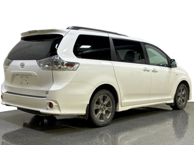 2019 Toyota Sienna SE Premium in Cars & Trucks in Brandon - Image 3
