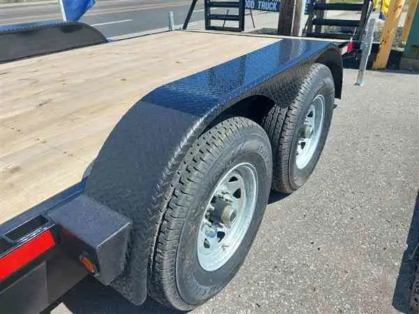 CANADA TRAILERS 7X20-14K EQUIPMENT/CAR HAULER TANDEM AXLE in Cargo & Utility Trailers in Oshawa / Durham Region - Image 4