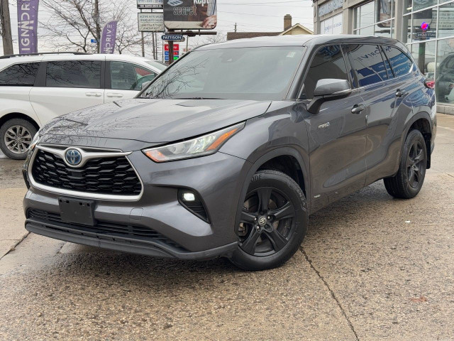 2020 Toyota Highlander in Cars & Trucks in Mississauga / Peel Region