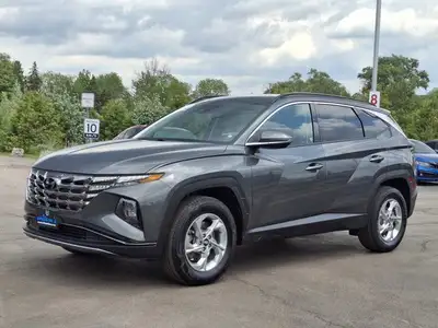 Come see this certified 2024 Hyundai Tucson Trend. Its Automatic transmission and 2.5 L engine will...