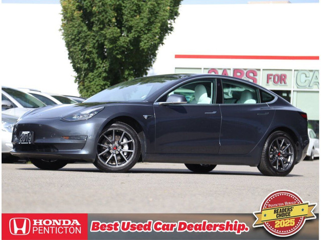 2019 Tesla Model 3 Long Range AWD - BC Vehicle / Navigation in Cars & Trucks in Penticton