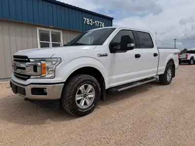 2020 Ford F-150 XLT Crew Cab 4x4 5.0L V8 for sale at Pacific Motors near, Winnipeg, MB CLEAN CARFAX-...