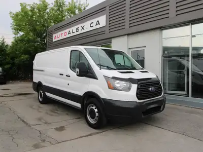 2018 FORD TRANSIT T-150 130" CREDIT BAIL DISPONIBLE 2018 FORD TRANSIT T-150 130" Low Rf 8600 GVWR Sl...