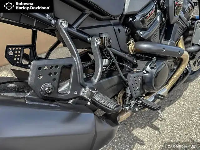 2025 Harley-Davidson RA1250ST - Pan America 1250 ST in Sport Touring in Kelowna - Image 24