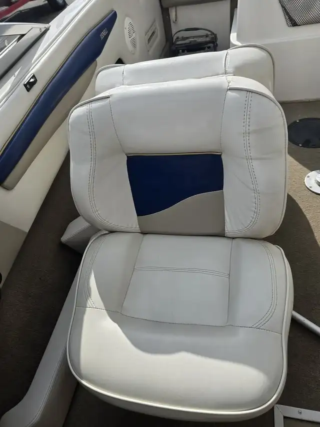 2001 Reinell Boats 203 LS FINANCING AVAILABLE in Powerboats & Motorboats in Saskatoon - Image 26