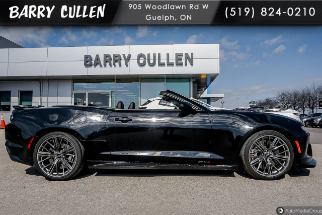 2022 Chevrolet Camaro in Cars & Trucks in Guelph - Image 3