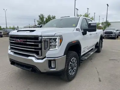 2022 GMC Sierra 2500 SLT Crew Cab 4WD GMC Sierra 2500 SLT Crew Cab 4WD 2022 Engine: 8 Cylinder Engin...