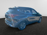 Check out this vehicle's pictures, features, options and specs, and let us know if you have any ques... (image 4)