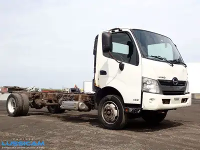 2013 Hino 195 2013 Hino 195 maintenant disponible chez Camions Lussicam à Sainte-Julie ! Ce camion d...