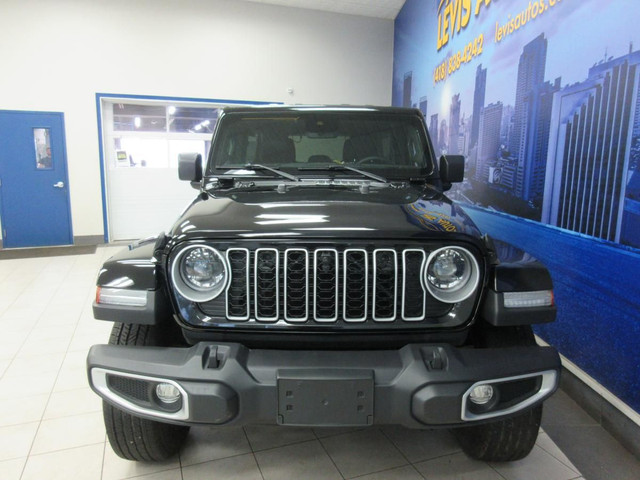 JEEP WRANGLER 2024 UNLIMITED SAHARA CUIR NOIR / GPS / TOUT EQUIP dans Autos et camions  à Lévis - Image 4