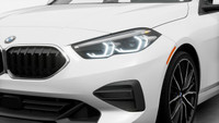 La toute nouvelle BMW 228i xDrive 2024 laisse les conventions derrière. La Série 2 combine une appar... (image 7)