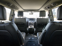 The 2025 Chrysler Pacifica Select is a versatile and feature-rich vehicle designed to meet the needs... (image 5)