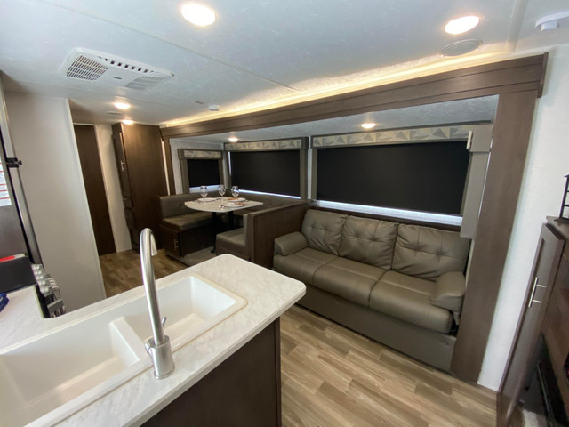 2019 Forest River, Inc. 273QBXL in Travel Trailers & Campers in New Glasgow - Image 3