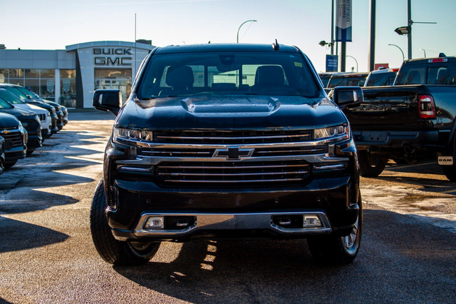 2020 Chevrolet Silverado 1500 High Country GM CERTIFIED / 6.2... in Cars & Trucks in Edmonton - Image 2