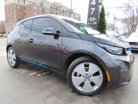100% CANADIAN VEHICLE Visit Our Website @ EliteLuxuryMotors.ca Please note that 30% of our inventory... (image 6)