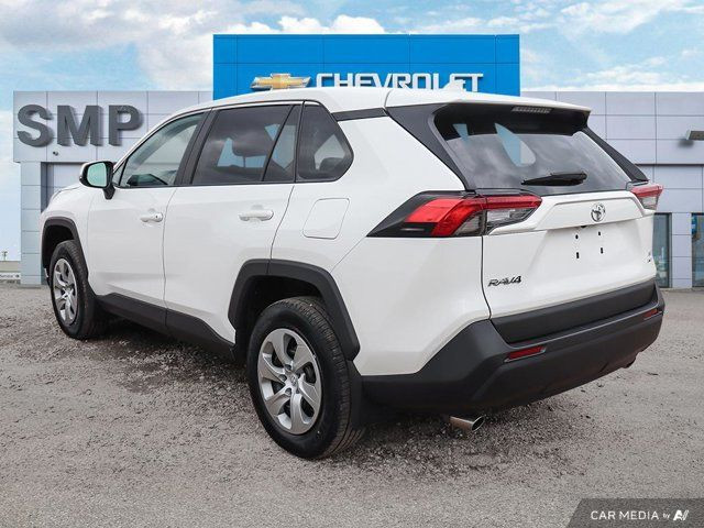 2022 Toyota RAV4 LE | AWD | Heated Seats | Back Up Cam in Cars & Trucks in Saskatoon - Image 4