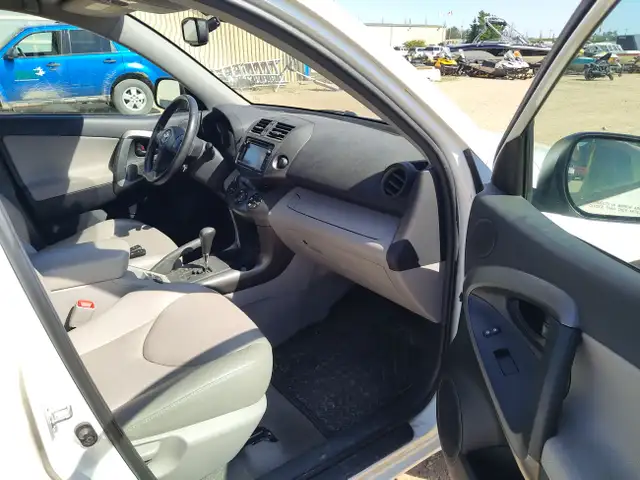 2012 Toyota RAV4 in Cars & Trucks in St. Albert - Image 20