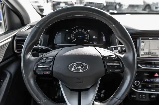 2019 Hyundai Ioniq Electric Preferred * Carplay * Climatisation  in Cars & Trucks in City of Montréal - Image 16