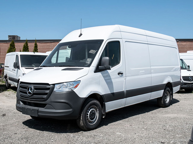 2023 Mercedes-Benz Sprinter 3500 170 In. in Cars & Trucks in Mississauga / Peel Region - Image 3