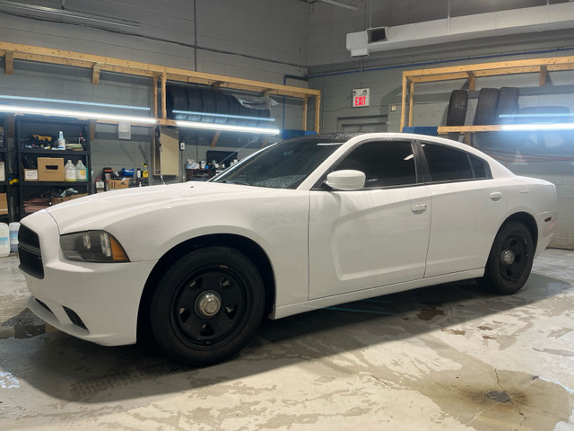  2014 Dodge Charger ENFORCER POLICE * ParkSense Rear Park Assist in Cars & Trucks in Cambridge