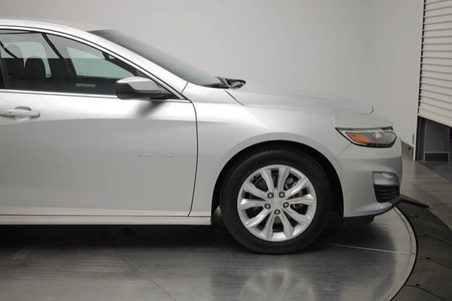 2022 Chevrolet Malibu LT in Cars & Trucks in Calgary - Image 3