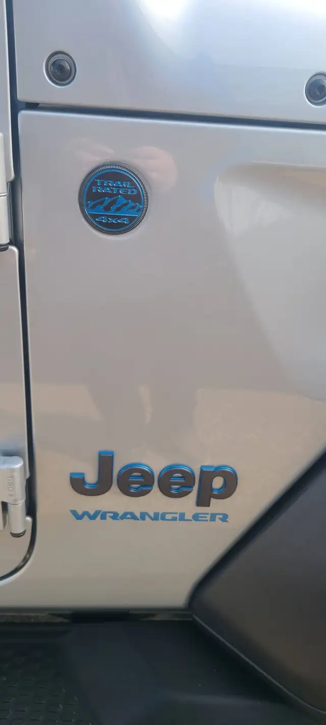 2024 Jeep Wrangler 4xe WILLYS in Cars & Trucks in Nipawin - Image 24