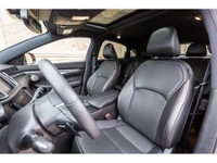 ACCIDENT-FREE CARFAX, PRO-ASSIST, PRICE REDUCTION! - AWD - CVT Transmission - PRO-ASSIST - Addaptive... (image 8)