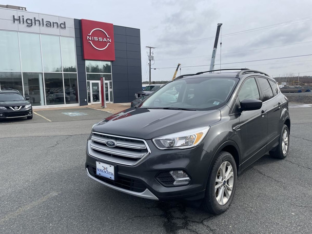 Ford Escape SE 2018 in Cars & Trucks in New Glasgow - Image 2