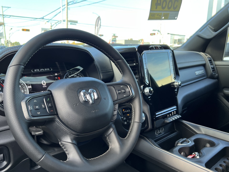 2022 Ram 1500 SPORT