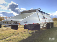 2014 Doepker 42 Ft Tri-Axle Clam Bottom Dump Trailer