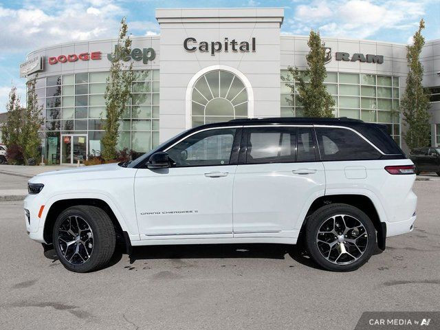 2025 Jeep Grand Cherokee Summit Reserve in Cars & Trucks in Edmonton - Image 2