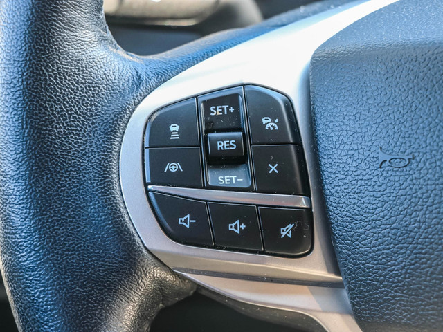 2022 Ford Explorer Limited 4WD | Back-up Cam | NAV | Keyless... in Cars & Trucks in London - Image 4