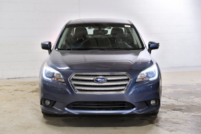 2017 Subaru Legacy 3.6R w/Limited & Tech Pkg | Confort dans Autos et camions  à Ville de Montréal - Image 2