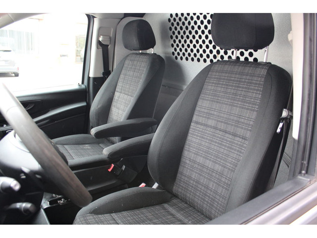 2019 Mercedes-Benz Metris Cargo Van 135\" - EXTENDED in Cars & Trucks in City of Toronto - Image 4