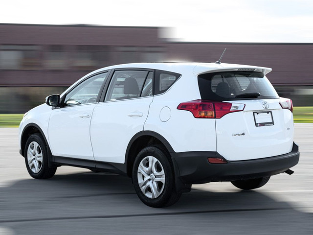 2015 Toyota RAV4 LE|BLUETOOTH|CRUISE CONTROL|CLEAN CARFAX|ONE OW in Cars & Trucks in City of Toronto - Image 4