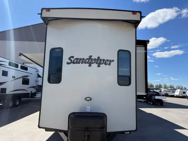 2019 Forest River Sandpiper 404QBWD  in Park Models in St. Albert - Image 10