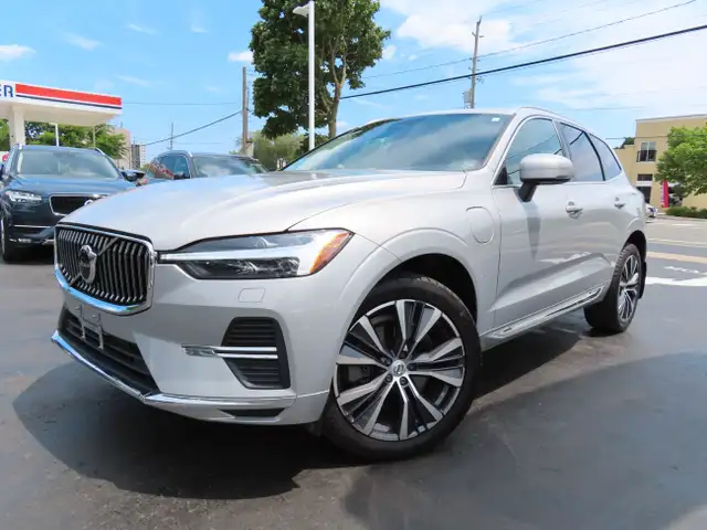 2022 Volvo XC60 Recharge T8 eAWD PHEV Inscription Expression - L dans Autos et camions dans Région d’Oakville/Halton - Image 15