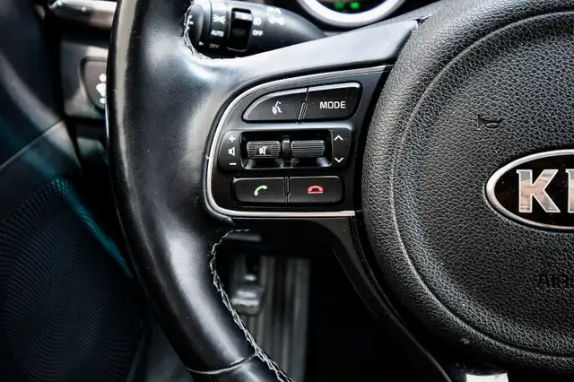 2019 Kia Niro EX Premium • HEATED SEATS • WIRELESS CHARGING in Cars & Trucks in Kingston - Image 18