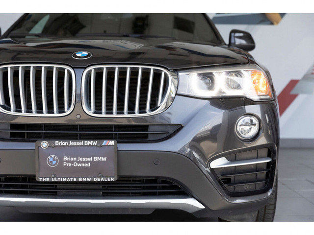 2018 BMW X4 xDrive28i in Cars & Trucks in Vancouver - Image 4
